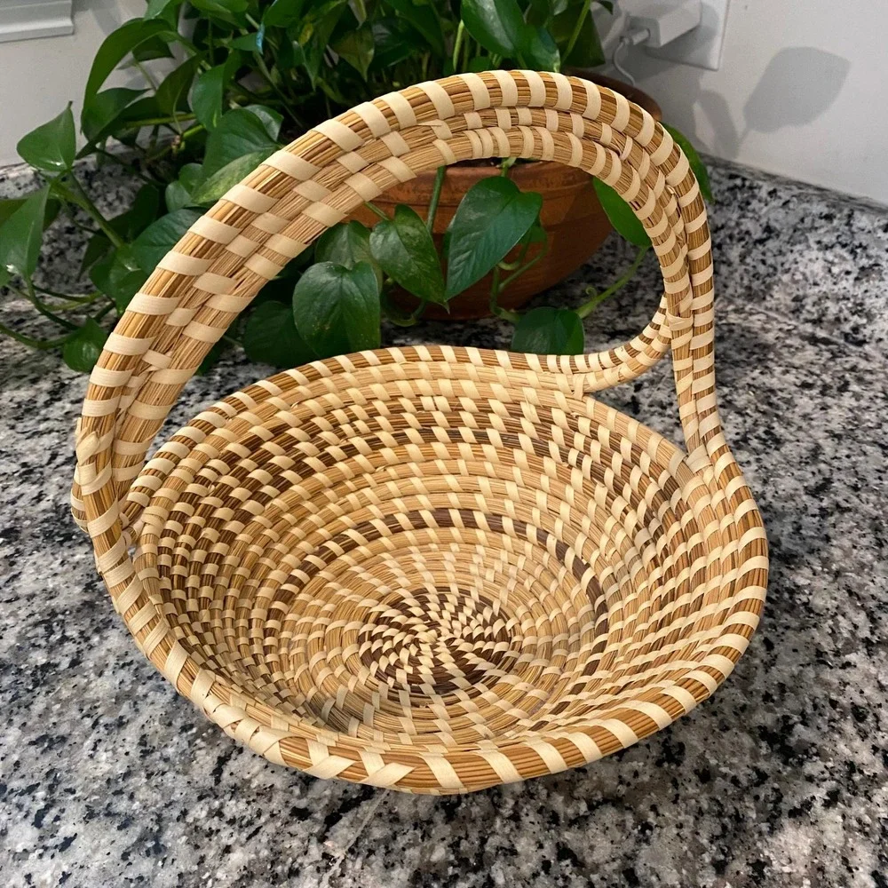 Charleston Sweetgrass Gullah Basket